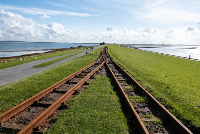 The Lorendamm to the Hallig Nordstrandischmoor