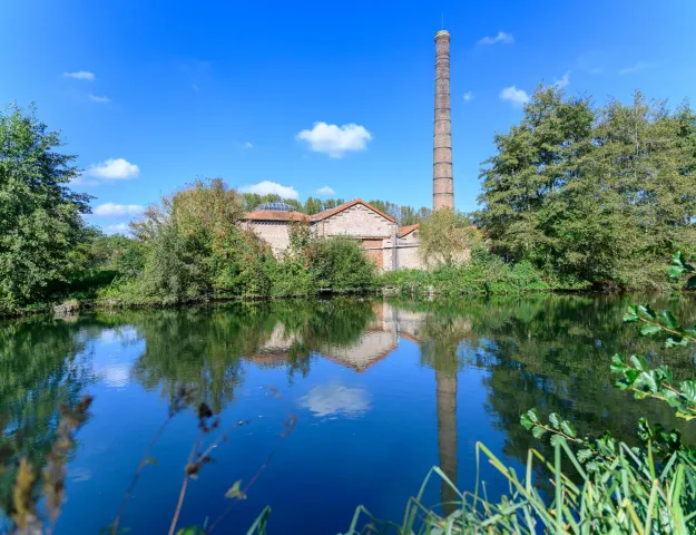 Alte Zuckerrohrfabrik an der Somme